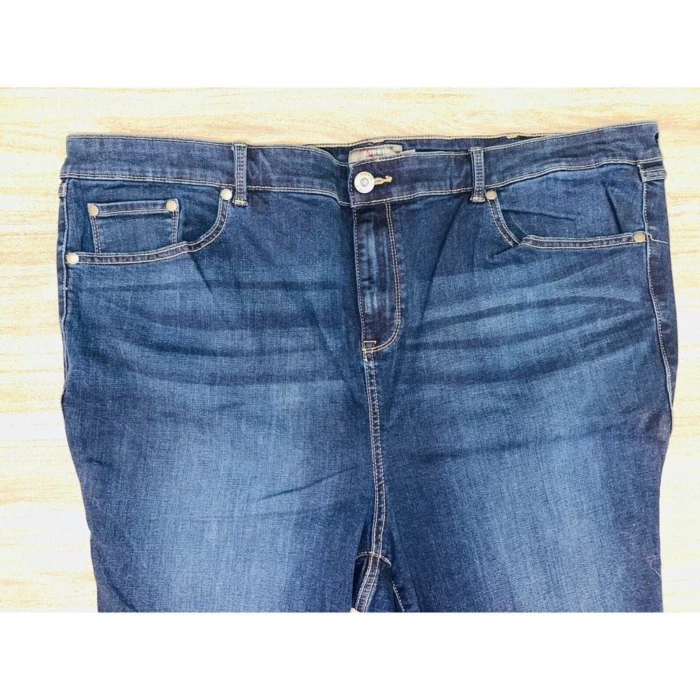 P1 Torrid Women's Plus Size Jeans Size 24 Short‎ Skinny Super Soft Dark Wash